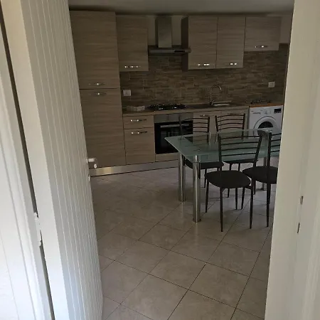 Valery House Apartment *