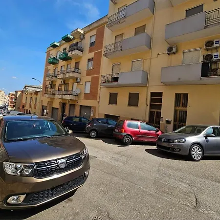 Valery House Апартаменты *